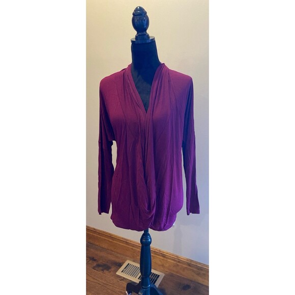 Liz Claiborne Blouse Size Large Top Wine Burgundy Color Faux Wrap + Stretch - Picture 5 of 10